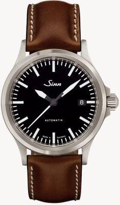 Sinn Relógio 556 i automático (38,5 mm) mostrador preto / pulseira de couro marrom 556.010