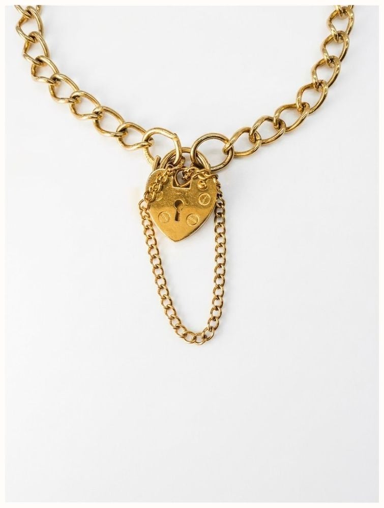 James Moore & Co Pre-Owned 9ct Yellow Gold Heart Locket Classic Curb Charm Bracelet 3.5mm Width J44237 - 备用视图 2