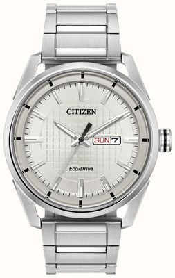 Citizen Relógio masculino com pulseira de aço inoxidável eco-drive movido a energia solar AW0080-57A