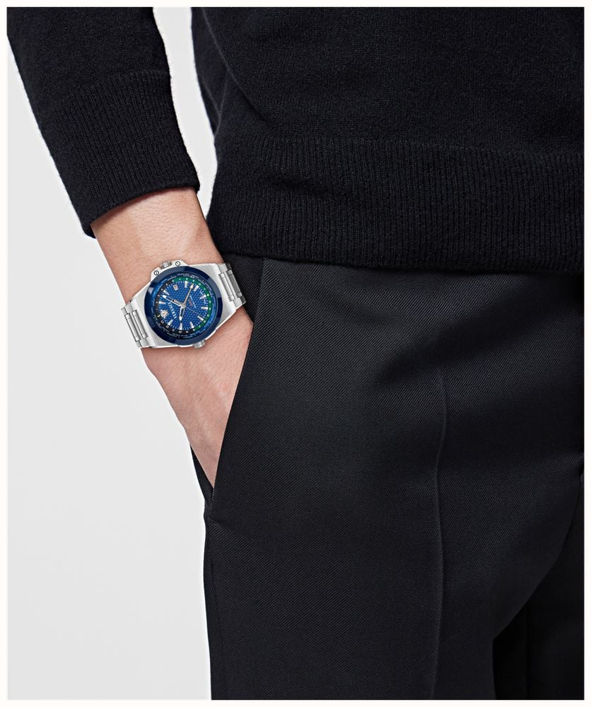 Versace GRECA REACTION GMT (41mm) Blue Dial / Stainless Steel Bracelet VE8Y00126 - alternate view 4