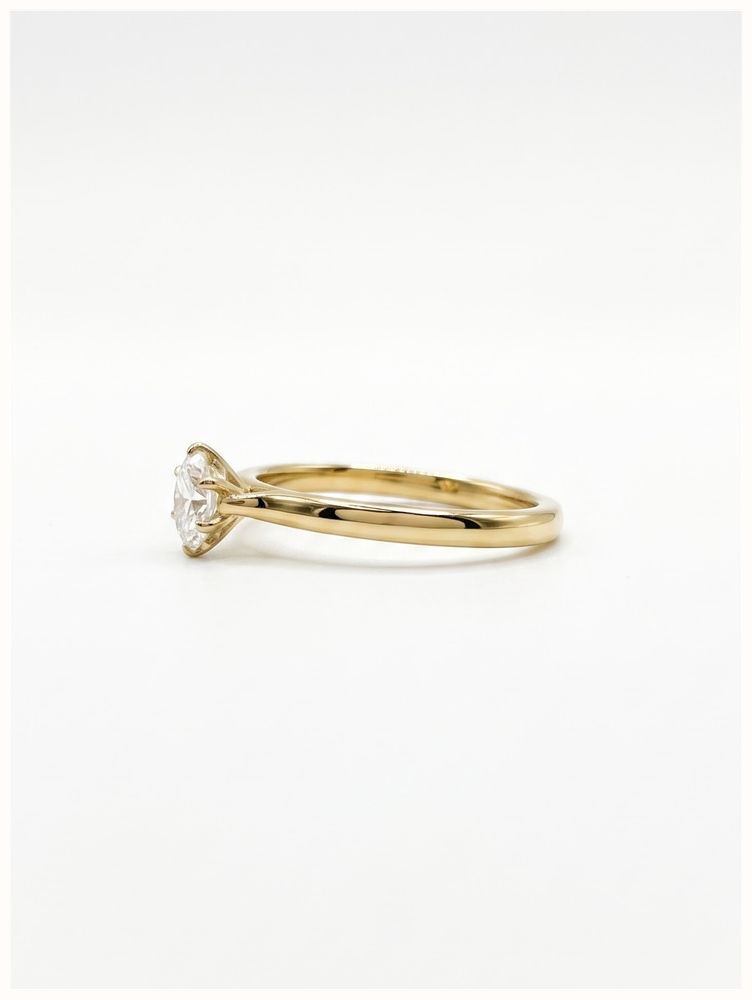 0.30ct Oval Natural Diamond 9ct Yellow Gold Solitaire Ring J71382 - alternate view 2