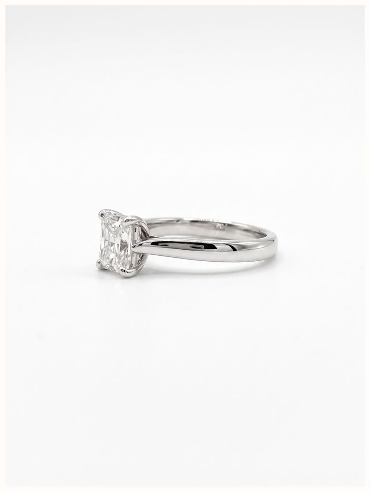 0.70ct Radiant Natural Diamond Platinum Solitaire Ring J40713 - alternative Ansicht 2