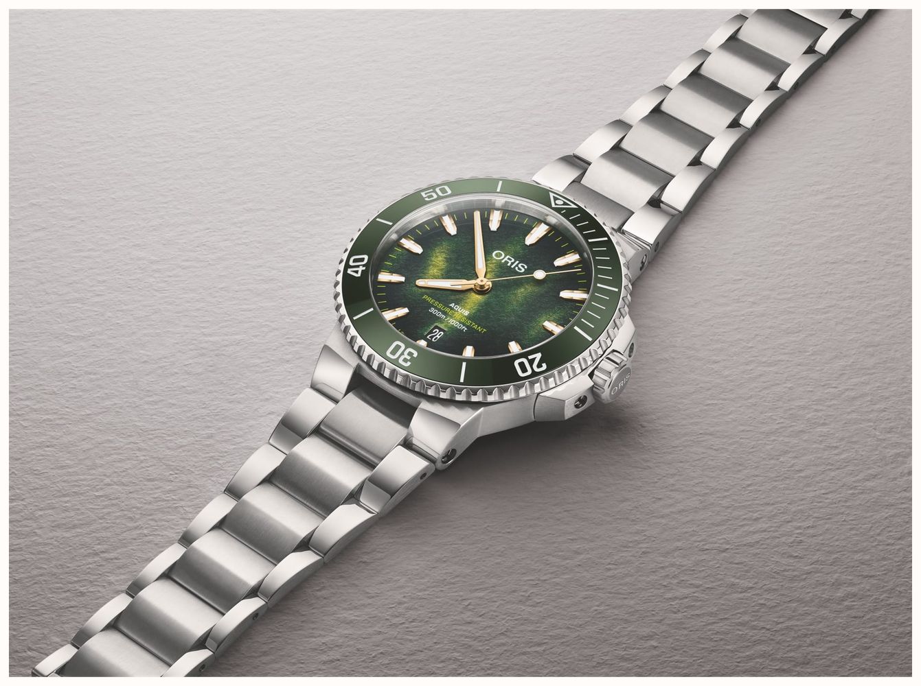 ORIS Aquis Date Kelp Forest Limited Edition (41.5mm) Ocean Green 3D Dial / Stainless Steel Bracelet 01 733 7787 4187-SET - vista alternativa 3