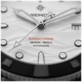Bremont Supermarine 500M Automatic (43mm) Polar White 3D Wave Pattern Dial / Stainless Steel Bracelet SM43-DT-SS-WH-B - vista alternativa 4