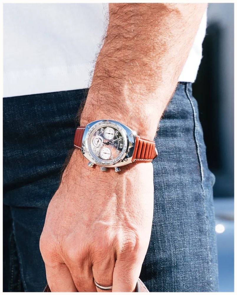 Bulova SHELBY Racer Chronograph Limited Edition (40.5mm) Silver Dial / Stainless Steel Bracelet 96K118 - alternatieve weergave 5