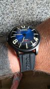 Customer picture of U-Boat Darkmoon PVD（46.5毫米）帝王蓝太阳纹表盘 / 黑色硫化橡胶表带 8700/E