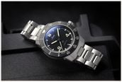 Sinn EZM 19 Mission Timer Automatic (41mm) Matte Black Dial / Stainless Steel H-Link Bracelet 119.010 - vista alternativa 6