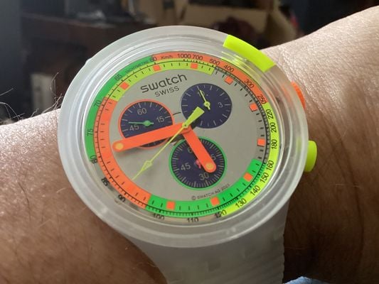 ★SWATCH★ [Headquarters] Neon SWATCH NEON JELLY SB02K100 SWATCH NEON JELLY - SB02K100 | Swatch® United States