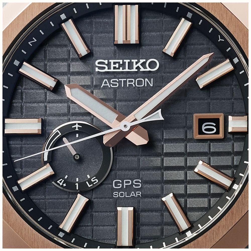 Astron solar chronograph splendor hotsell