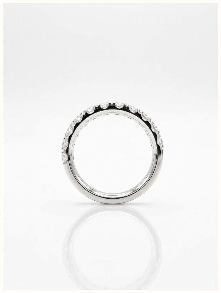 1ct Round Brilliant Cut Natural Diamonds 18ct White Gold Pavé Ring C29001E881 - vista alternativa 3
