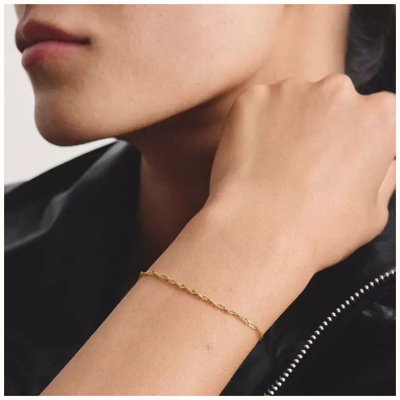 Thomas Sabo Singapore Bracelet | Charm Club | THOMAS SABO in 316L stainless steel with a yellow gold finish A2208-S02-39-L19V - alternate view 3