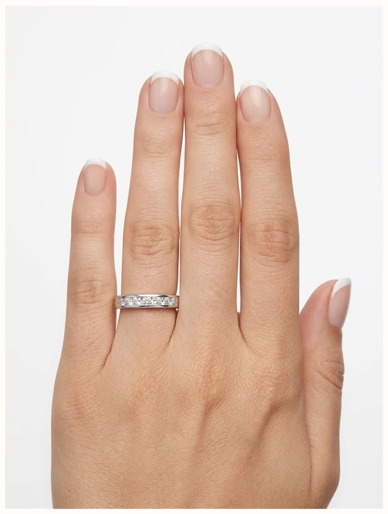 7 Stone Natural Princess Cut Diamond 18k White Gold Half Eternity Ring JM1323 - widok alternatywny 4