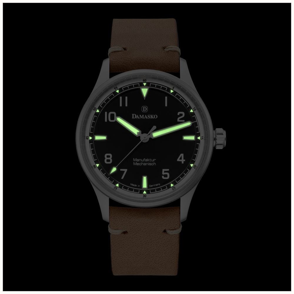 Damasko DF10 Three-Hand Manufacture (39mm) Old Radium Black Dial / 'Vintage' Brown Leather Strap Watch DF10 RADIUM - 別ビュー 5