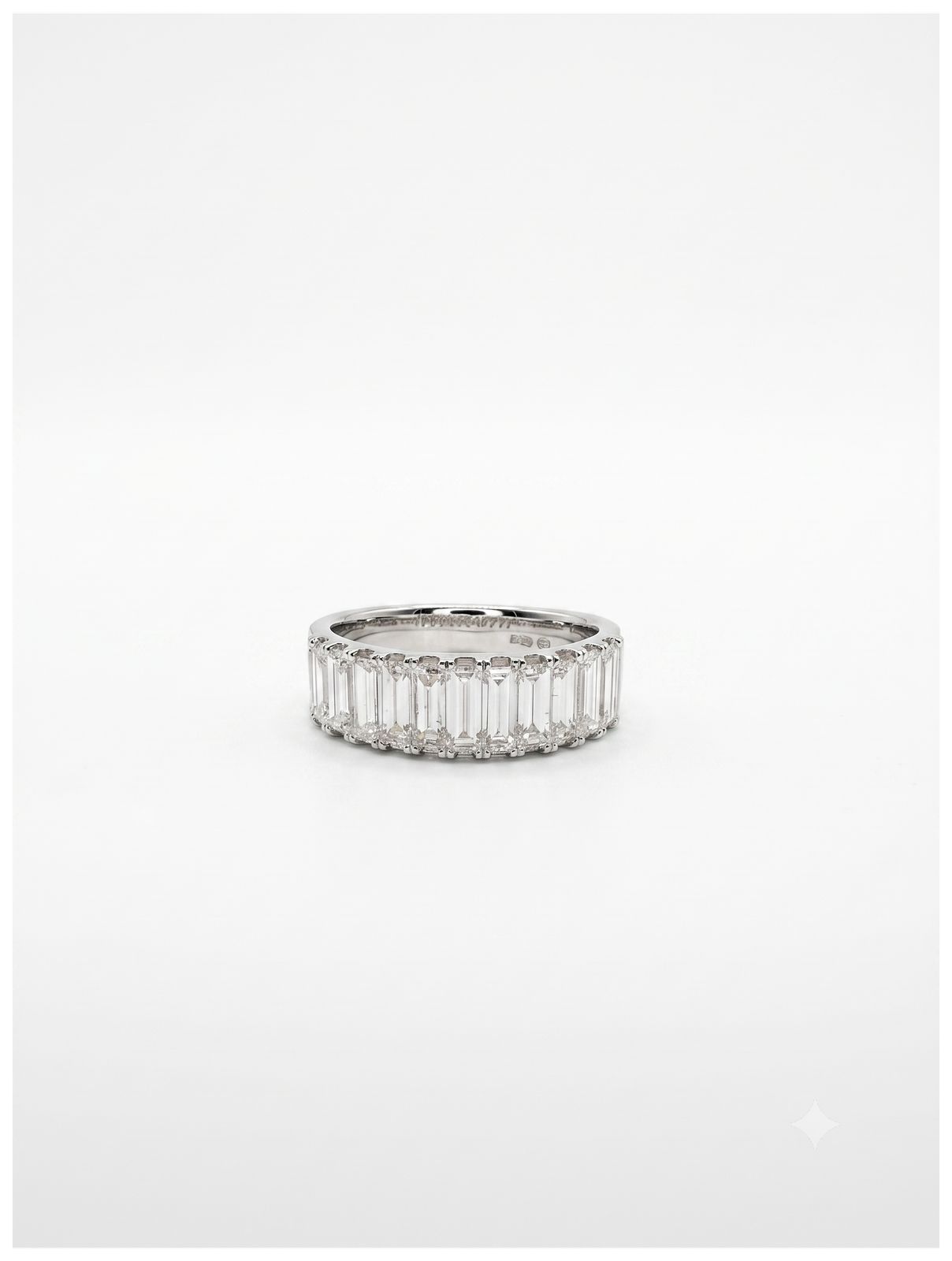 James Moore & Co 1.83ct Natural Baguette Diamond Platinum Jewellery
