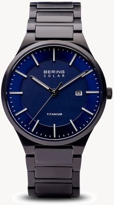 Bering Solaire épuré (39 mm) cadran bleu / bracelet en titane noir 15239-727