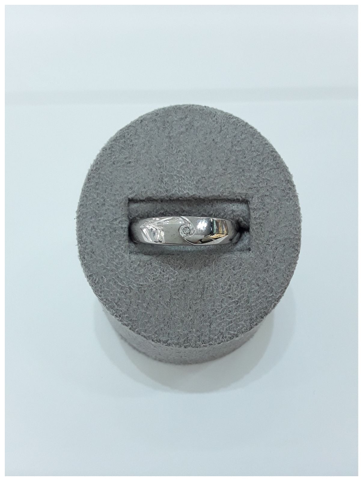 Pre-Owned 9K W/Gold… - image