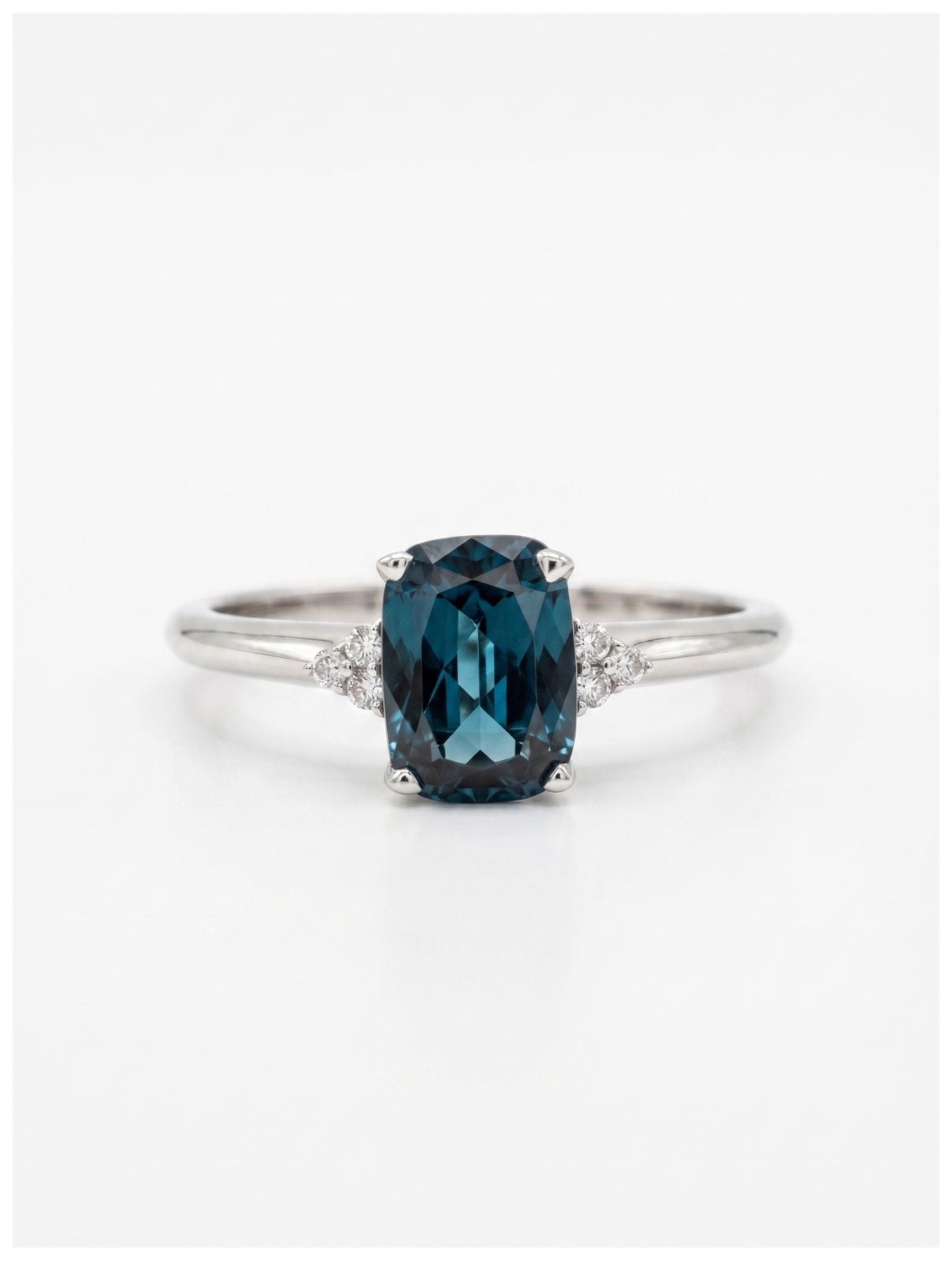 CURTEIS 9ct White Gold Diamond  London Blue Topaz J39150 Jewellery