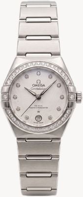 James Moore & Co Pre-Owned Omega Damen-Constellation mit Diamant-Zifferblatt und Lünette Co-Axial Uhr J60945