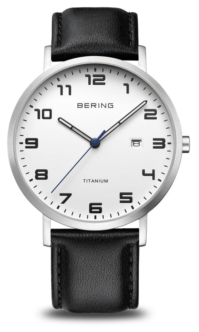 Bering Titane | cadran blanc avec guichet de date | bracelet montre