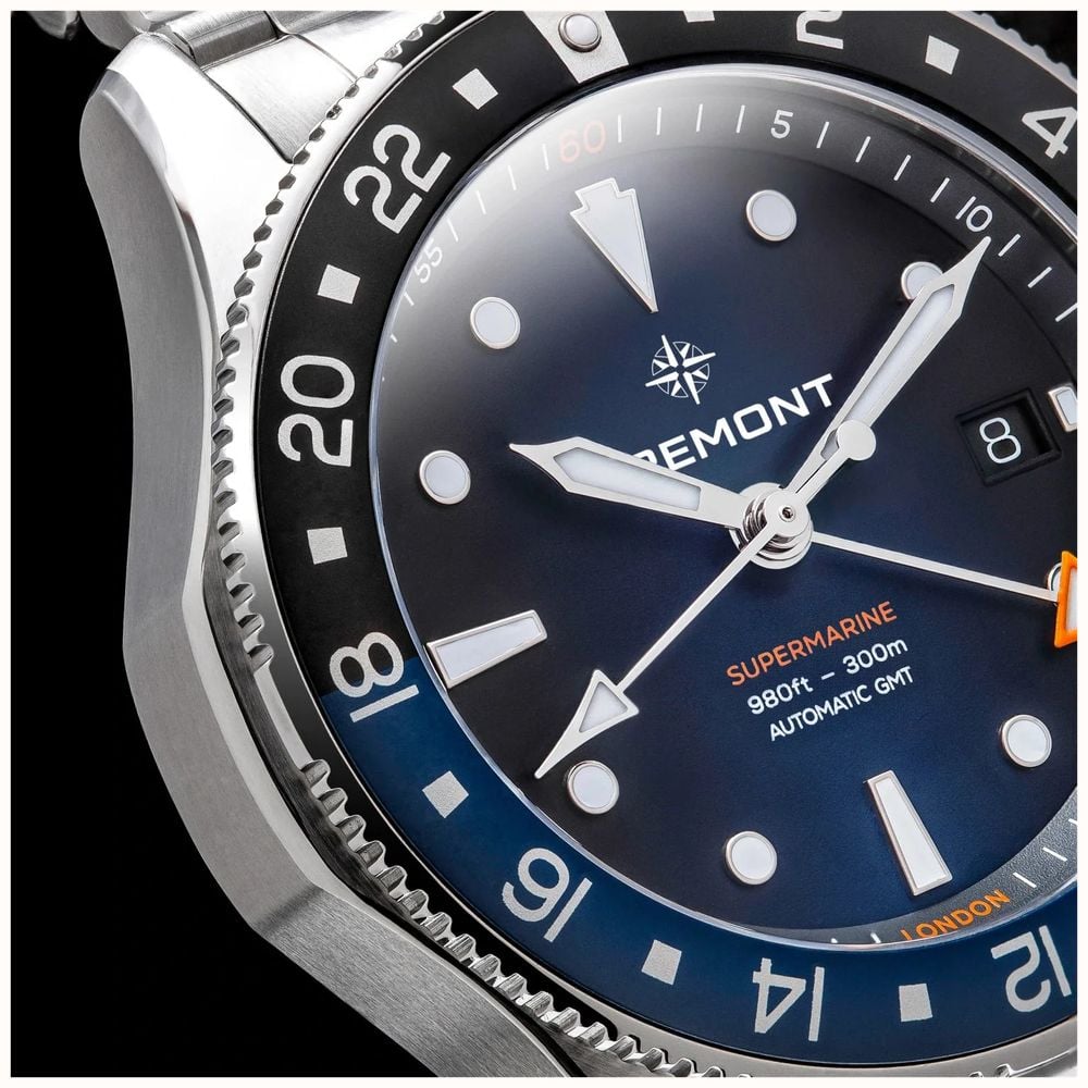 Bremont Supermarine 300M GMT Limited Edition (40mm) 'Glacier' Blue Gradient Dial / Stainless Steel Bracelet SM40-GMT-SS-BLBK-B - alternate view 4