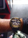 Customer picture of Garmin Fenix 8 pro 51mm amoled 蓝宝石高级多功能运动 GPS 碳灰色 DLC 搭配栗色皮革 + 黑色硅胶表带 010-03199-40