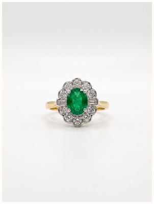 18ct Yellow Gold Emerald Cluster Vintage Diamond Ring R547D1-E/AZ18Y
