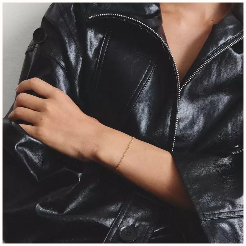 Thomas Sabo Singapore Bracelet | Charm Club | THOMAS SABO in 316L stainless steel with a yellow gold finish A2208-S02-39-L19V - alternate view 4