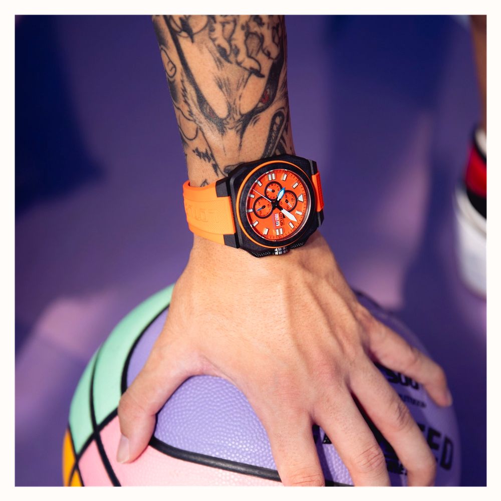 Lotus Orologio Uomo 18976/6 Cronografo – Cassa In Fibra Di Carbonio Nero, Cinturino In Gomma Arancione, Quadrante Data E Giorno, 10 ATM