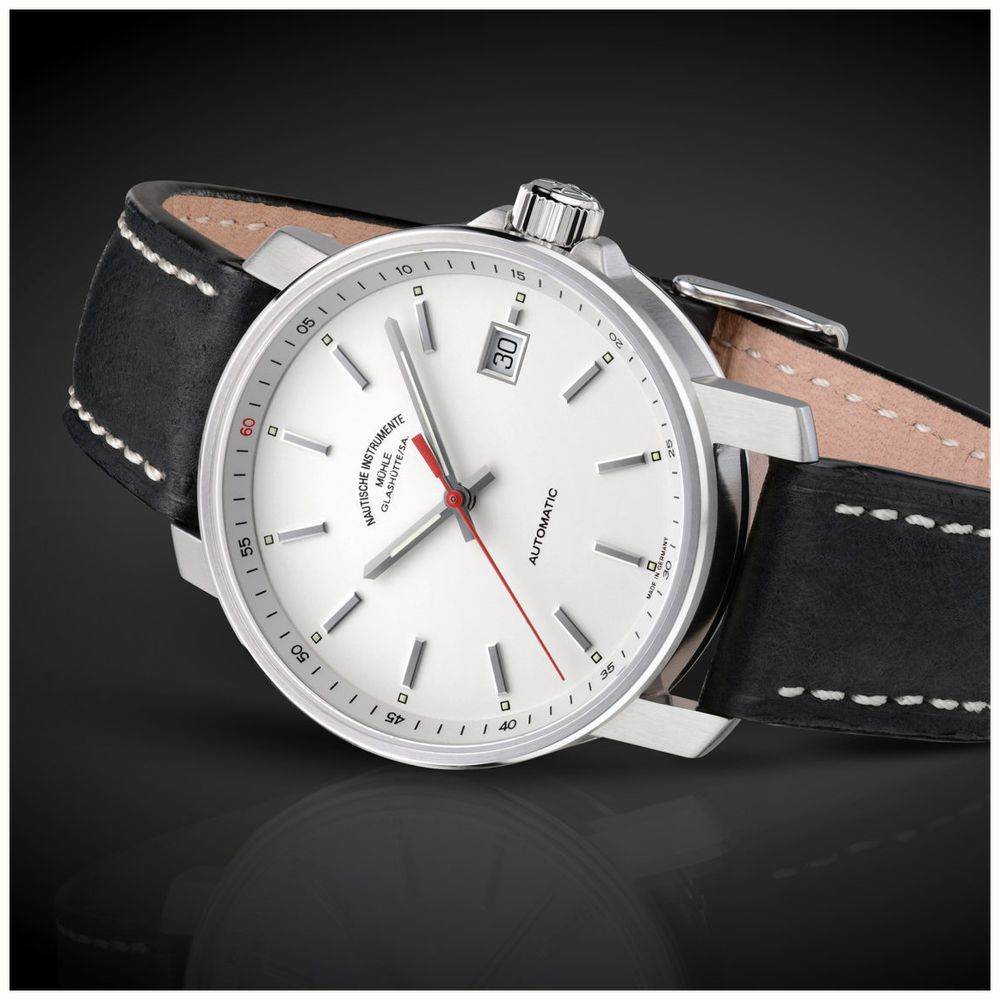 Mühle Glashütte 29er Automatic (36.6mm) White Dial / Black Leather Strap M1-25-21-LB - alternate view 4