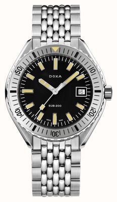 DOXA SUB 200 Sharkhunter (42mm) Black Iconic Dial / Stainless Steel Rice-Grain Bracelet 796.10.101.10
