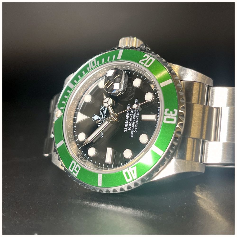 Pre-owned Oyster Perpetual Submariner 'Kermit' (40mm) Black Dial / Stainless Steel Bracelet JMP-925200 - alternate view 2