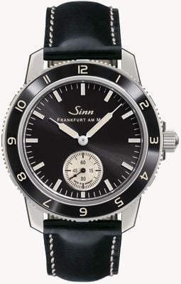Sinn 104 Classic 12 kleine Sekunden (41 mm) schwarzes galvanisiertes Zifferblatt / schwarzes Lederarmband 104.060 BLACK LEATHER