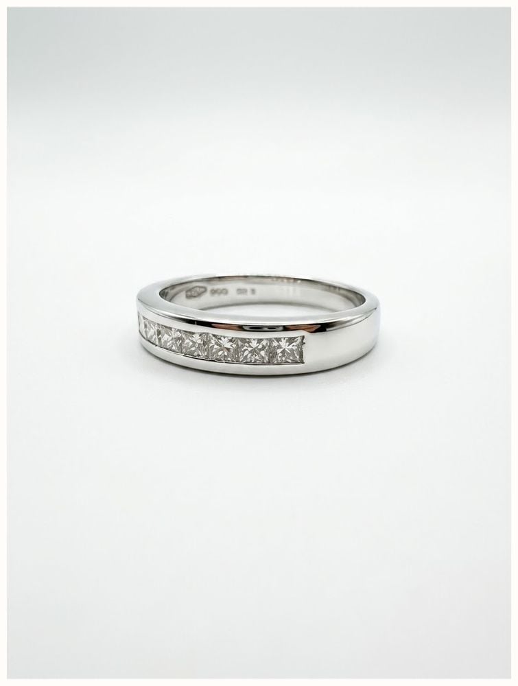 0.52ct Princess Natural Diamond 9ct White Gold Half Eternity Ring LFS1700-W - vue alternative 2
