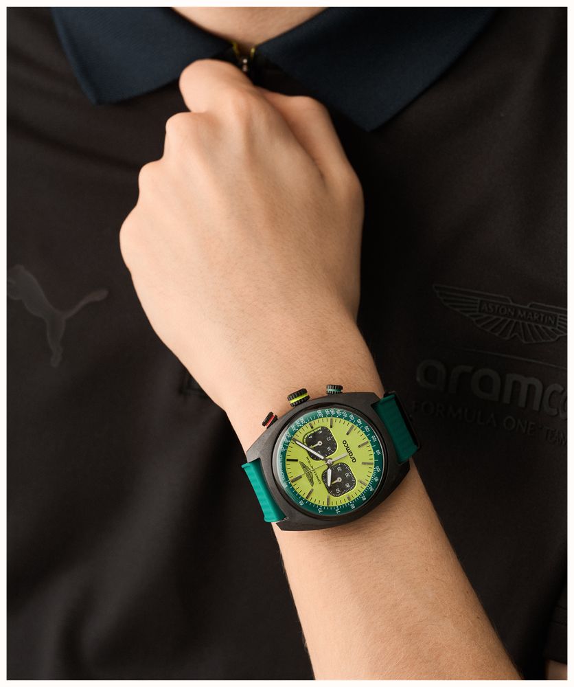 Aston Martin Aramco Formula One™ Team DWF Quartz Chronograph (43mm) Yellow Dial / Podium Green Silicone Strap MTFD2F603 - alternatieve weergave 4