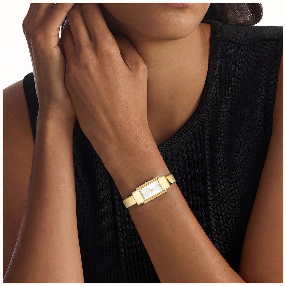 Calvin Klein Moderne Quartz (15mm) Silver Sunray Dial / Gold PVD Bangle Bracelet 25100184 - vista alternativa 4
