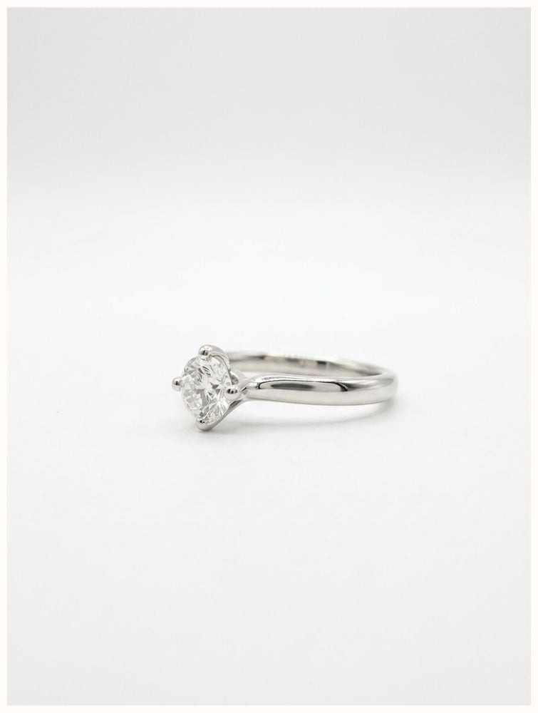 0.50ct Round Brilliant Natural Diamond Platinum Solitaire Ring IGI Certified FCD28377 - vista alternativa 2