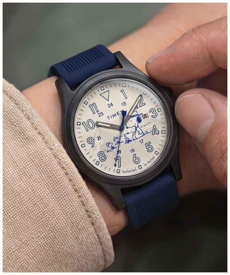 Timex PEANUTS EXPEDITION ACADIA Silicone Strap 40mm TW2Y84700 - 別ビュー 5