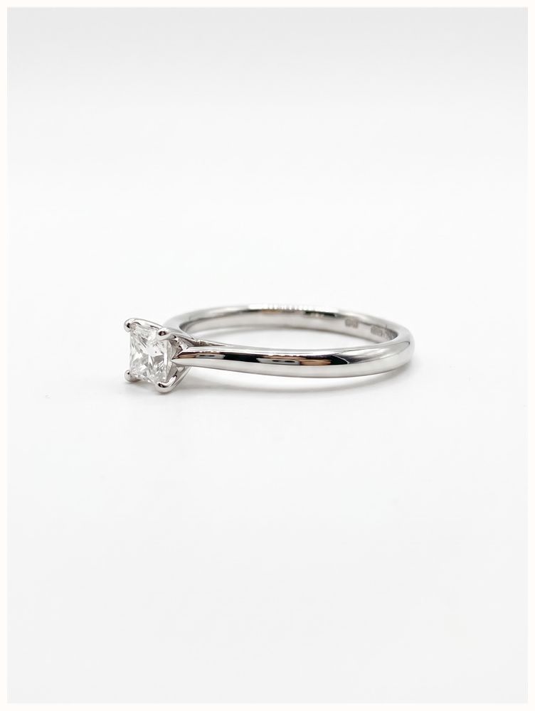 0.25ct Princess Natural Diamond Platinum Solitaire Ring ENG22071 - альтернативный вид 2