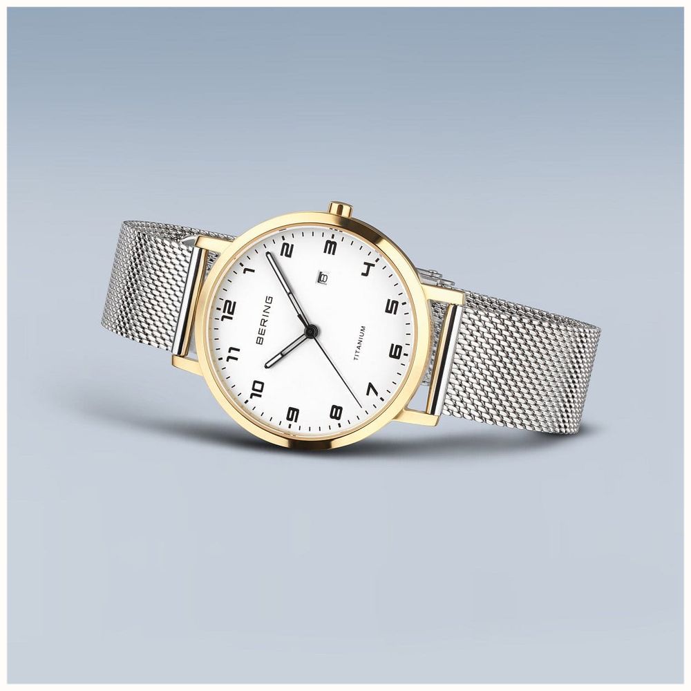 BERING Orologio Donna Titanium Collection 18634-010 - Quarzo, Cassa In Titanio, Vetro Zaffiro, Quadrante Bianco