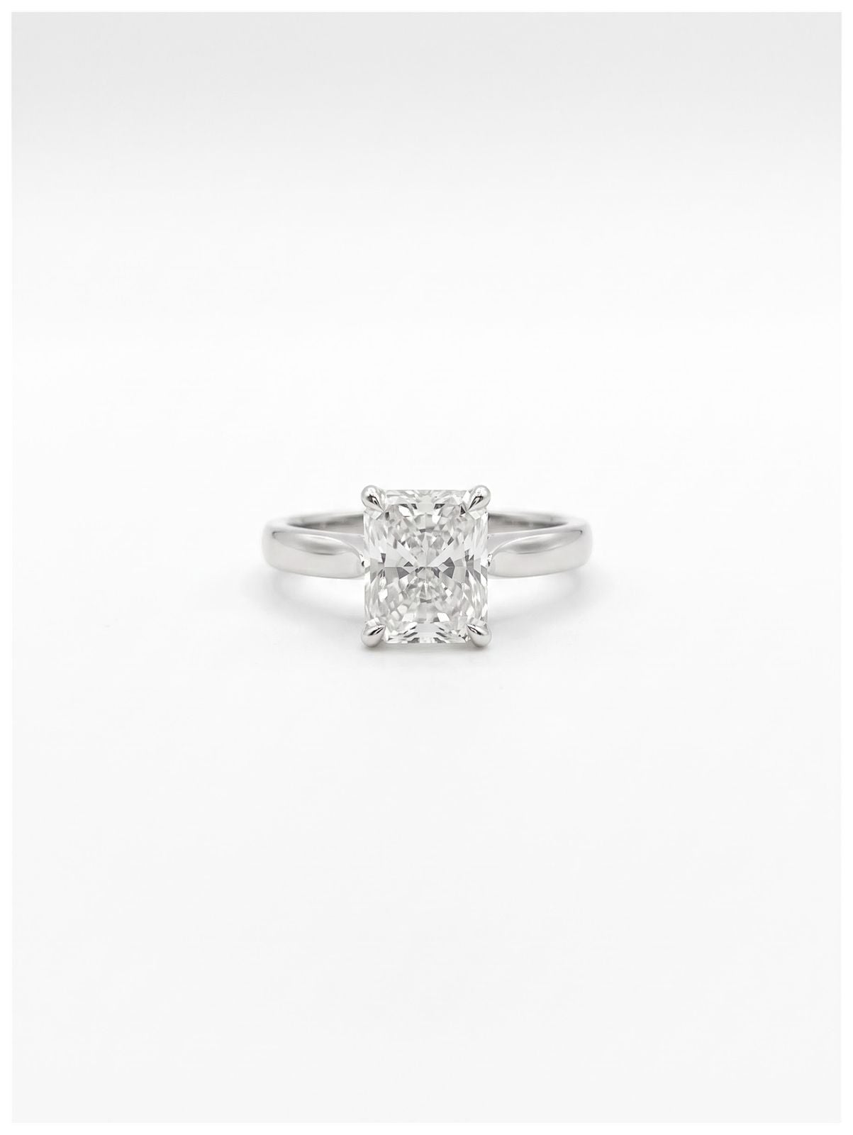 James Moore & Co 0.70ct Radiant Natural Diamond Platinum Jewellery
