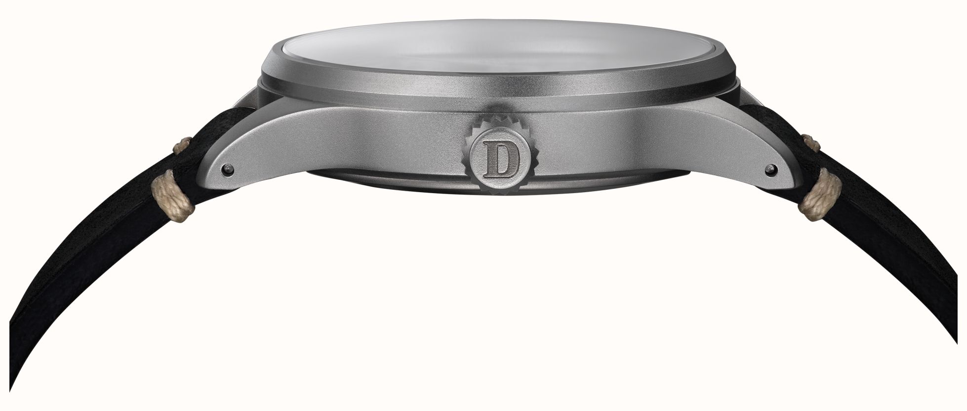 Damasko DF10 Three-Hand Manufacture (39mm) Black Dial / 'Vintage' Black Leather Strap Watch DF10 BLACK - vista alternativa 3
