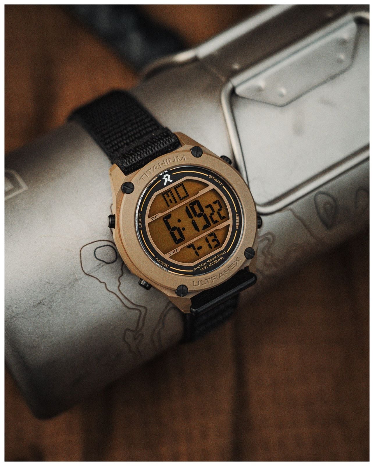RZE multifonction en cÃ©rakote Tan (42mm) avec montre
