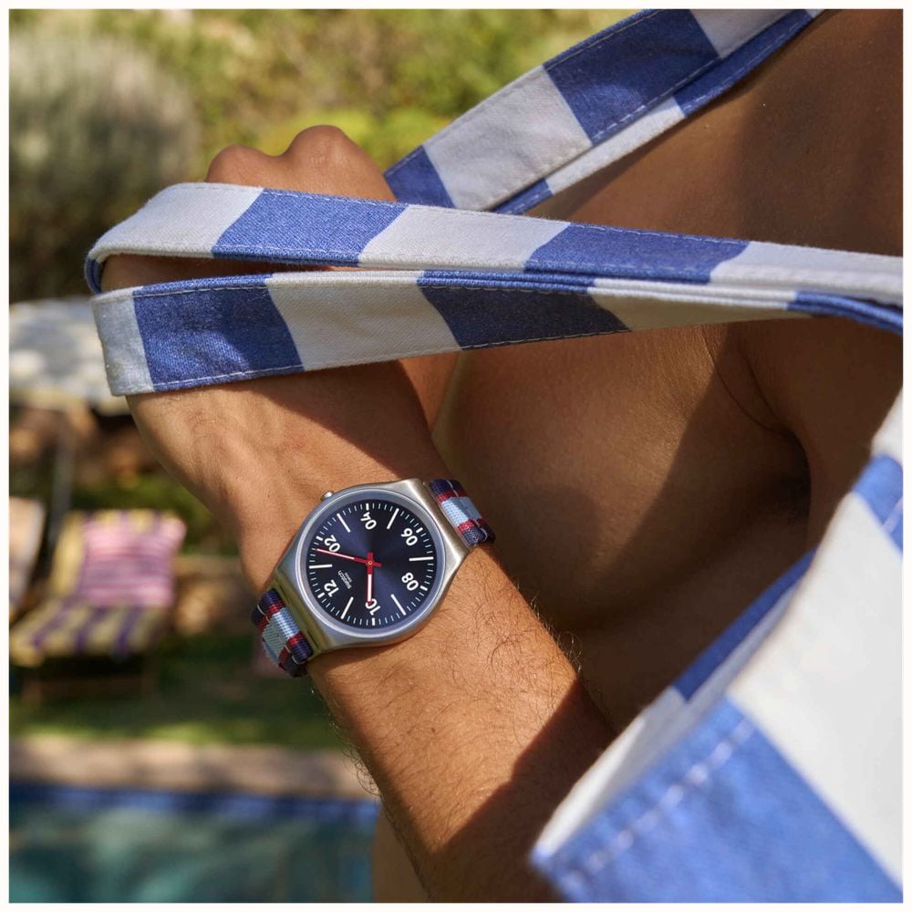 Swatch BESIDE THE SEA (42mm) Blue Sun-Brushed Dial / Blue  display picture 3