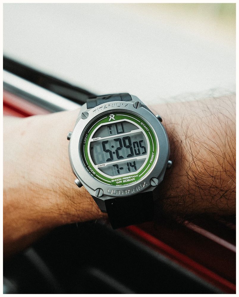 RZE UTD-8000 Multi-Function Project Forest Special Edition (42mm) Positive Display / Black Fabric Strap Watch UTD-8000-PF - alternatieve weergave 3