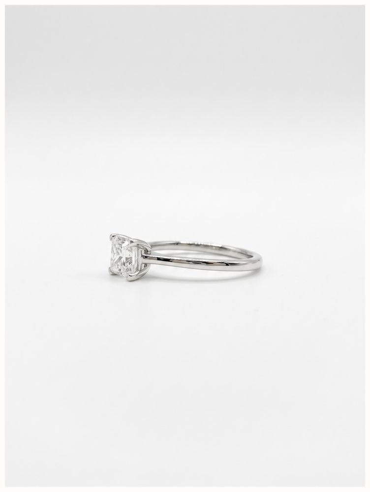James Moore & Co 0.93ct Cushion Natural Diamond Platinum Solitaire Ring J71638 - alternative Ansicht 2