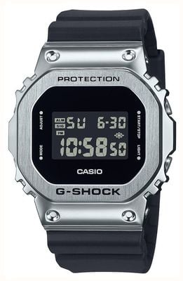 Casio Cyfrowa tarcza G-shock 5600 (42,8 mm) i czarny pasek z żywicy GM-5600U-1ER